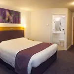 Hotel Premier South - Birstall 3*
